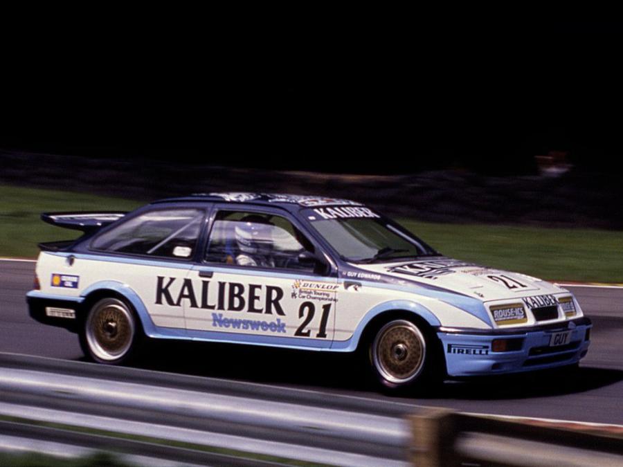  Ford Sierra RS500 Cosworth BTCC 1988 года  (фото 5 из 22)